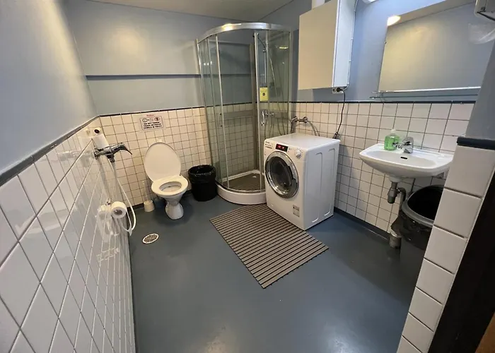 Office House Services 215 * Helsinki